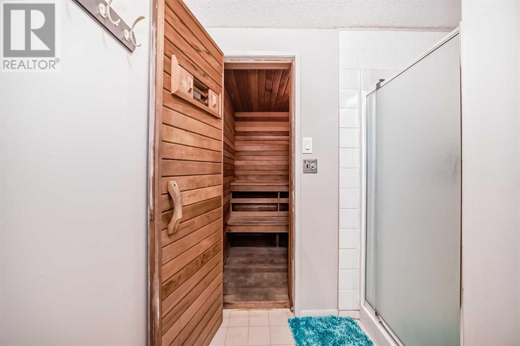 Single Family House for Sale in    Avenue NW Sunnyside Calgary 