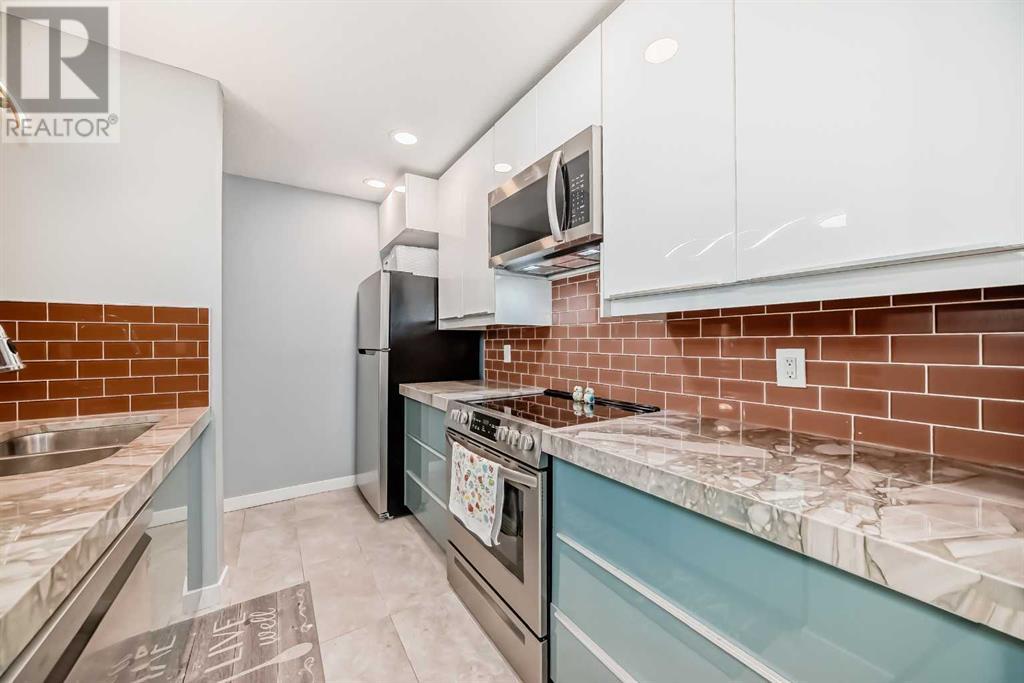 Single Family House for Sale in    Avenue NW Sunnyside Calgary 