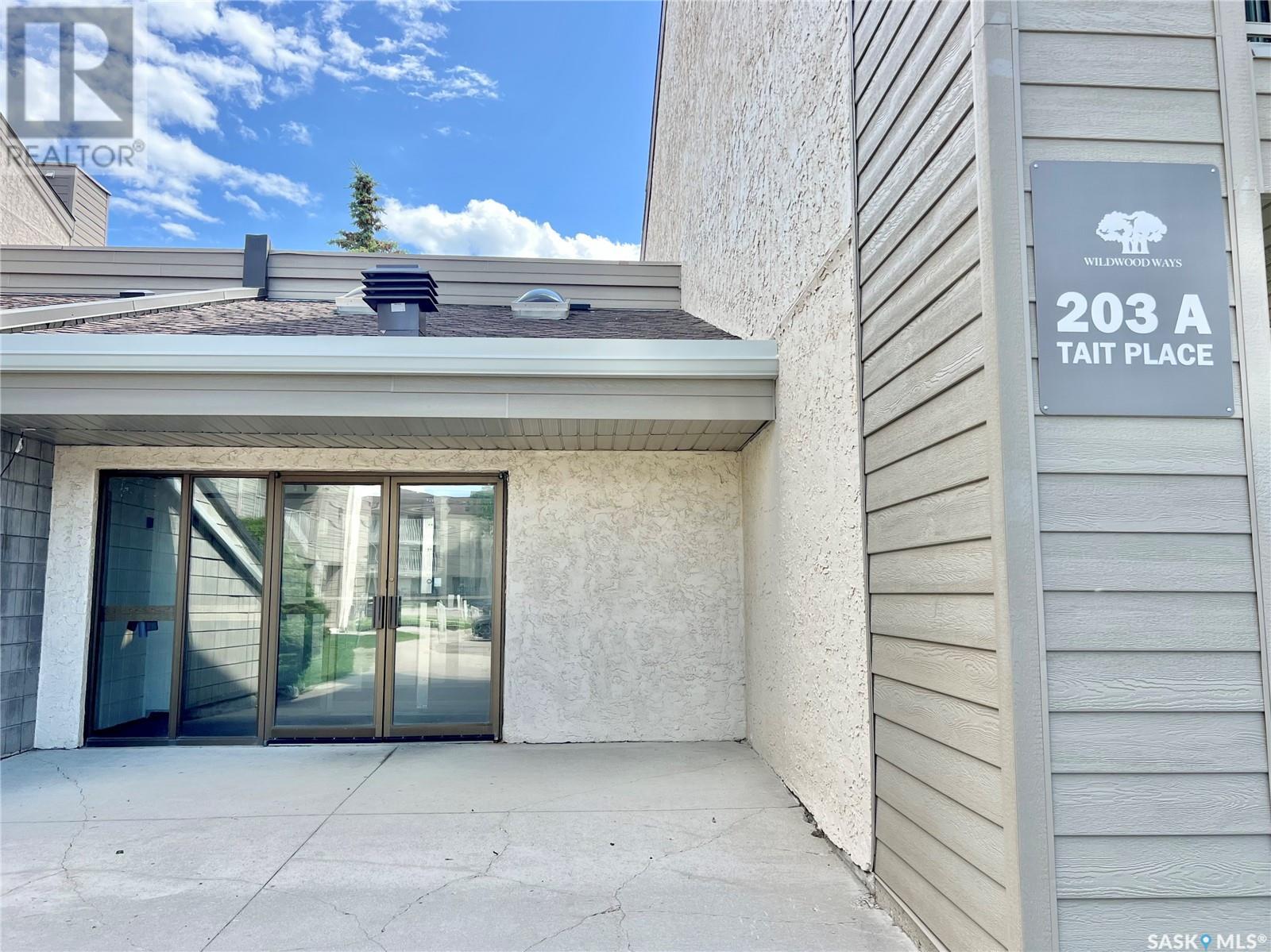 Single Family House Low rise for Sale in   Tait PLACE Saskatoon 