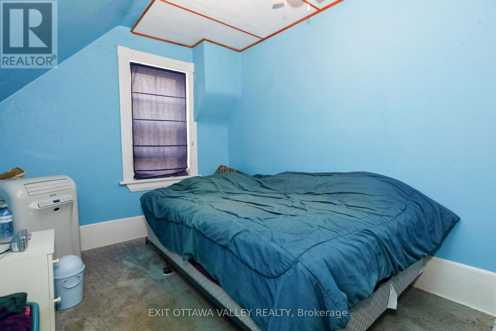 Photo 12 of 468 Moffat Street, Pembroke ON