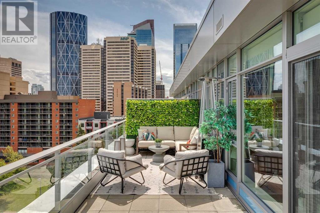 Single Family House for Sale in   Waterfront Court SW Eau Claire Calgary 
