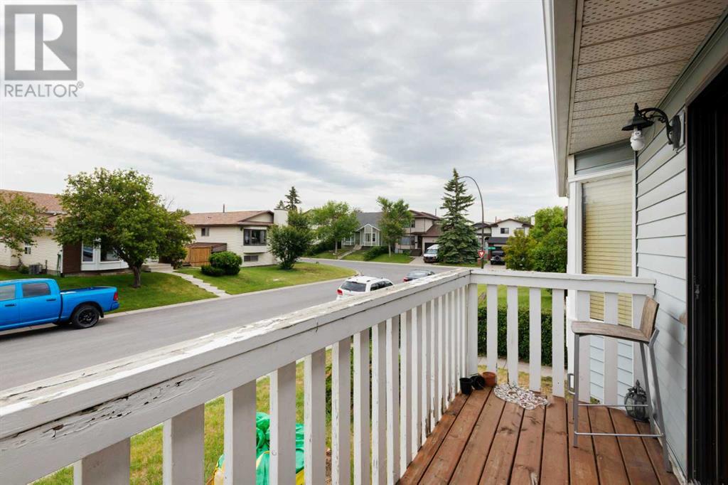 Single Family House Bi-level for Sale in  Whitworth Way NE Whitehorn Calgary 