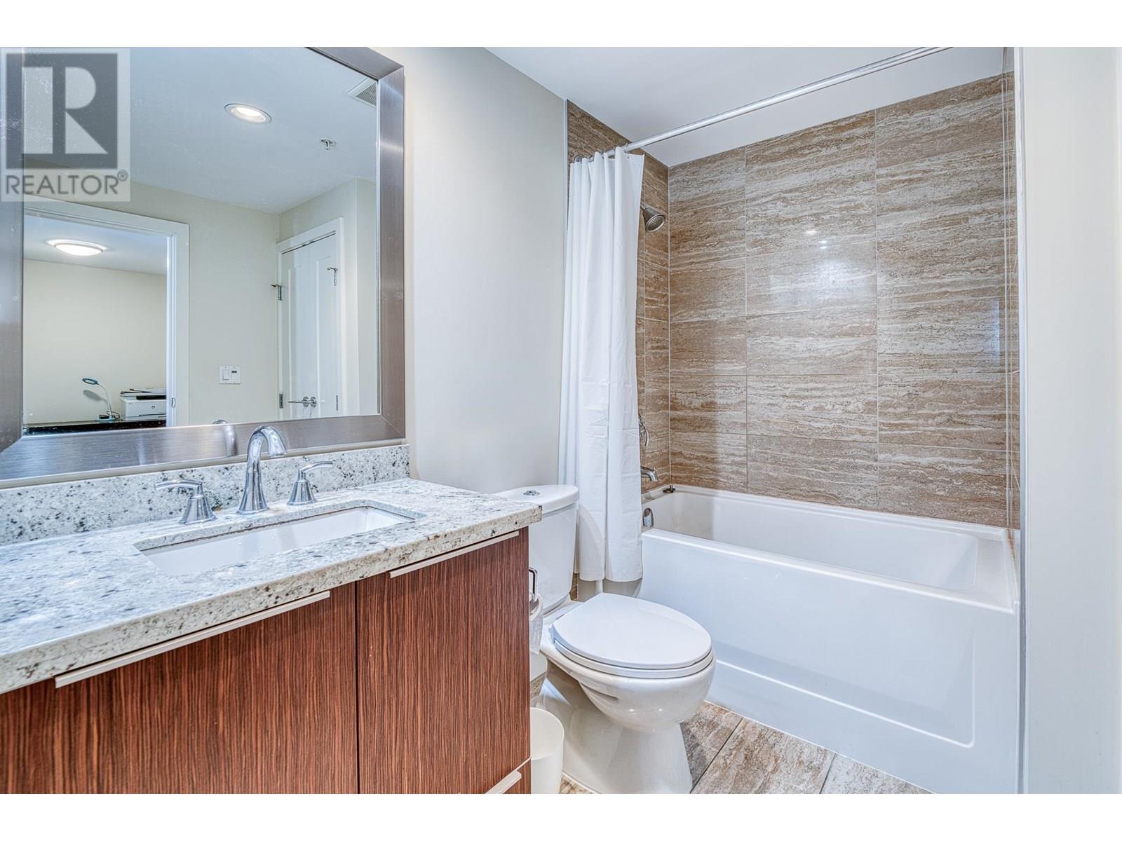 Photo 13 of 305 8633 Capstan Way, Richmond BC
