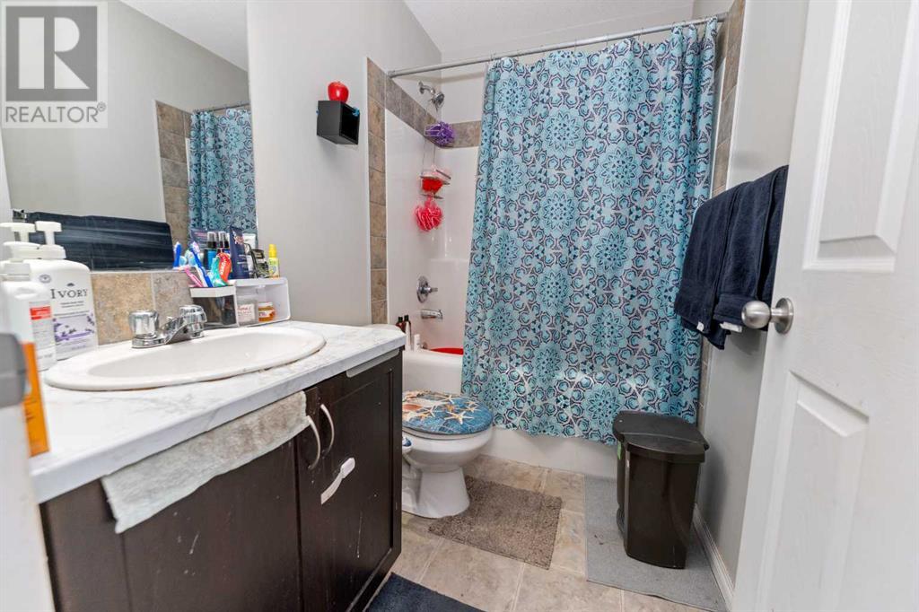 Single Family House for Sale in   Tarawood Lane NE Taradale Calgary 