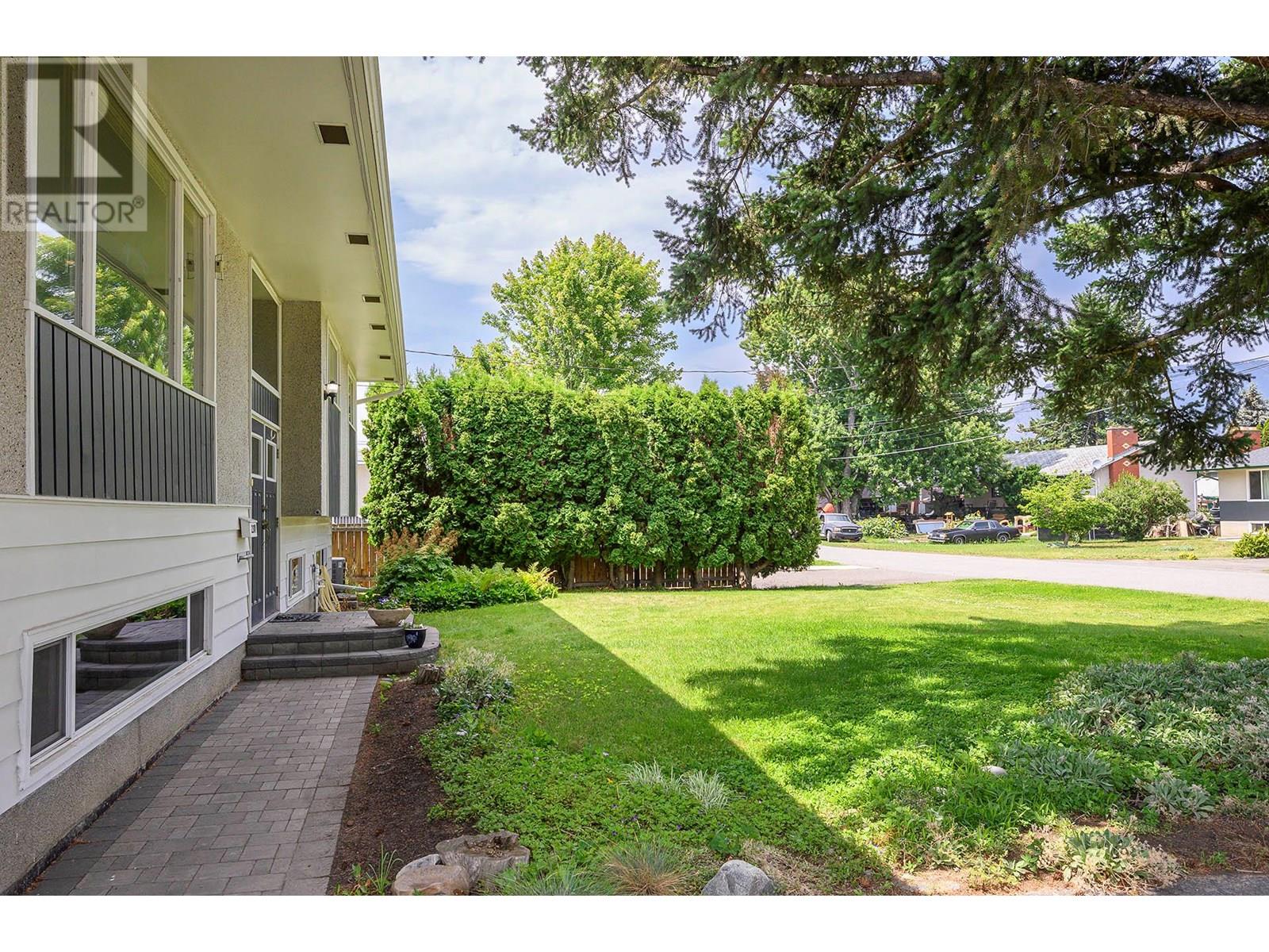 Photo 23 of 2311 Glenview Avenue, Kamloops BC