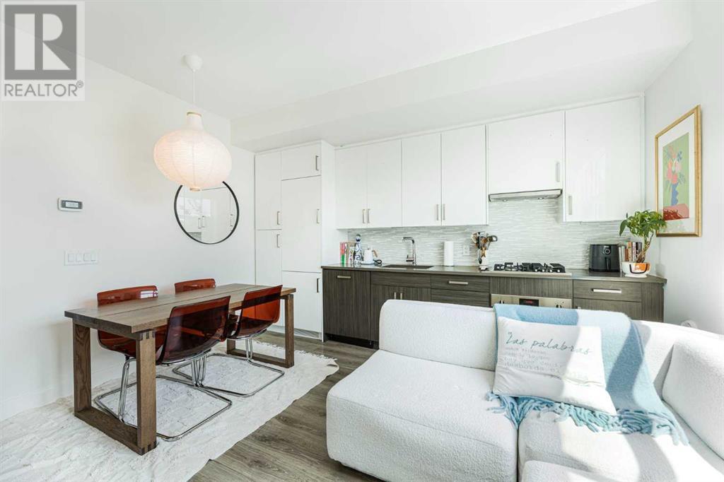 Single Family House for Sale in    Avenue NE Bridgeland/Riverside Calgary 