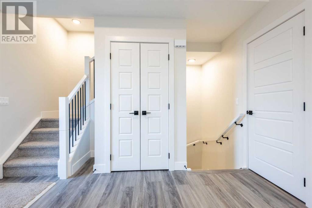 Single Family House for Sale in    Avenue NW West Hillhurst Calgary 