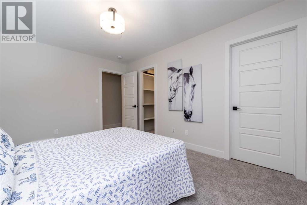 Single Family House for Sale in    Avenue NW West Hillhurst Calgary 