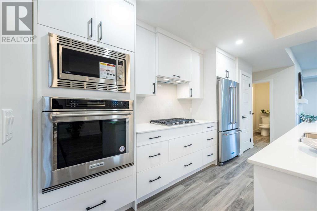 Single Family House for Sale in    Avenue NW West Hillhurst Calgary 