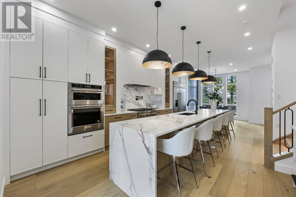 Single Family House for Sale in   Avenue SW North Glenmore Park Calgary 