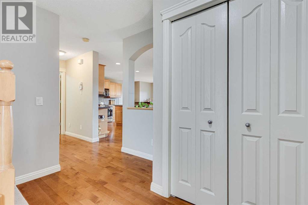 Single Family House for Sale in  Covehaven Terrace NE Coventry Hills Calgary 