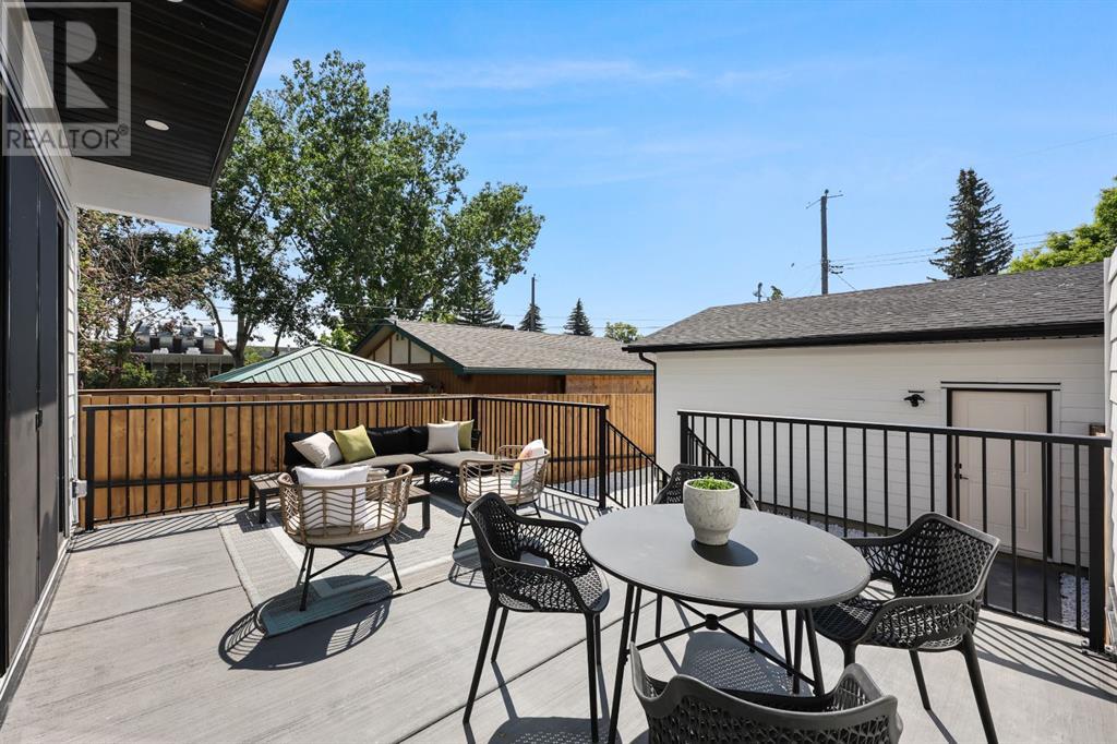 Single Family House for Sale in   Avenue SW North Glenmore Park Calgary 