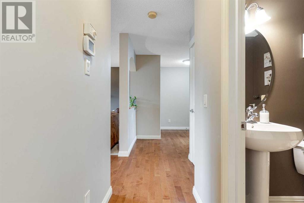 Single Family House for Sale in  Covehaven Terrace NE Coventry Hills Calgary 