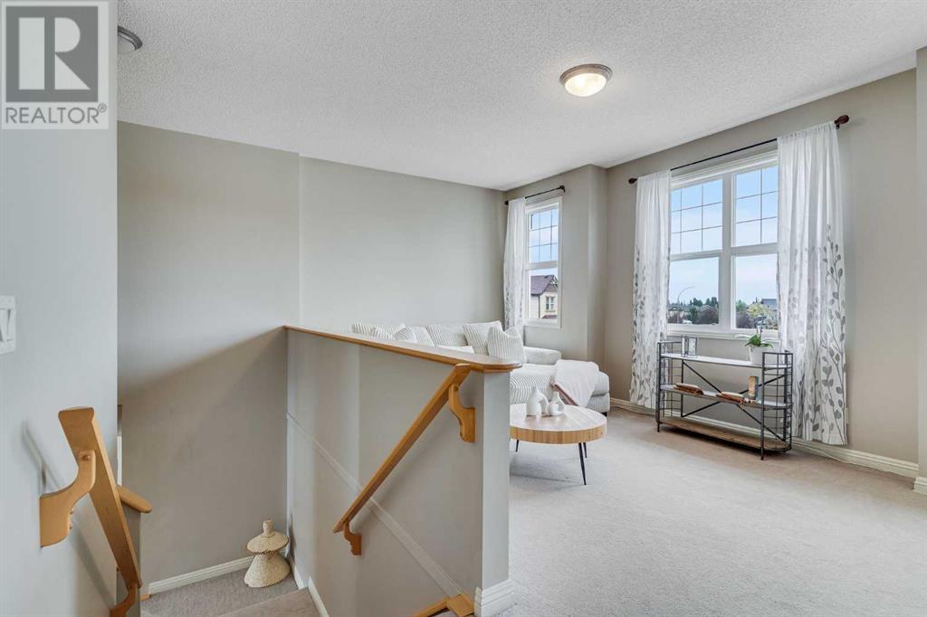 Single Family House for Sale in  Covehaven Terrace NE Coventry Hills Calgary 