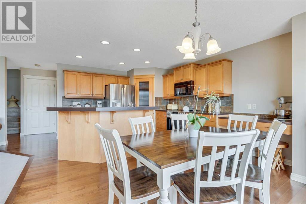 Single Family House for Sale in  Covehaven Terrace NE Coventry Hills Calgary 