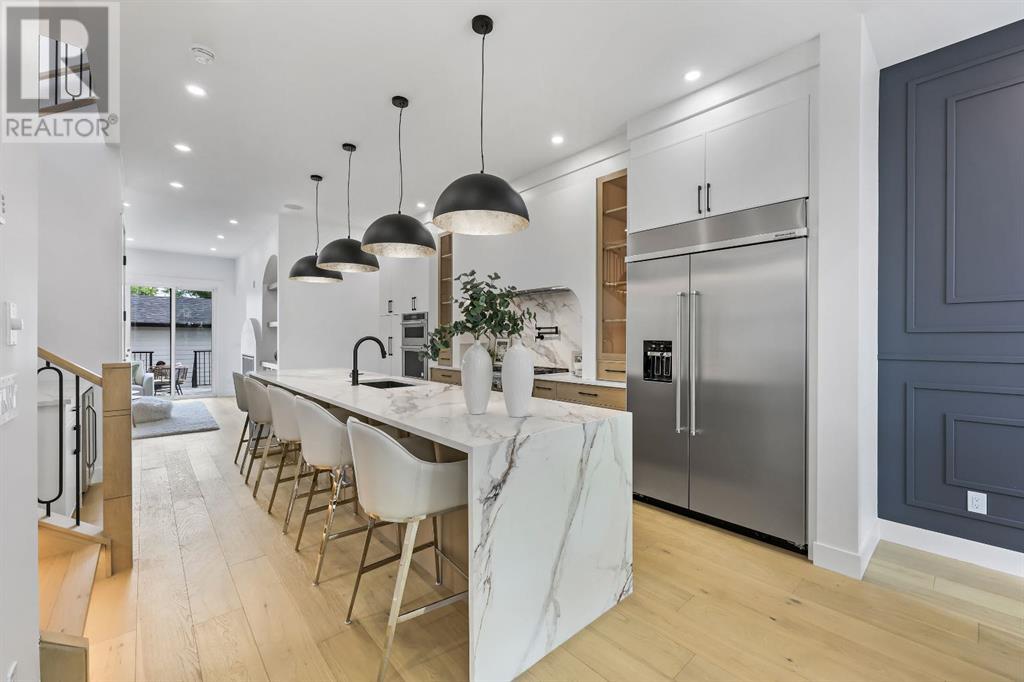 Single Family House for Sale in   Avenue SW North Glenmore Park Calgary 