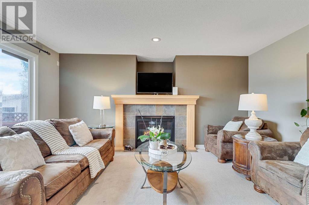 Single Family House for Sale in  Covehaven Terrace NE Coventry Hills Calgary 