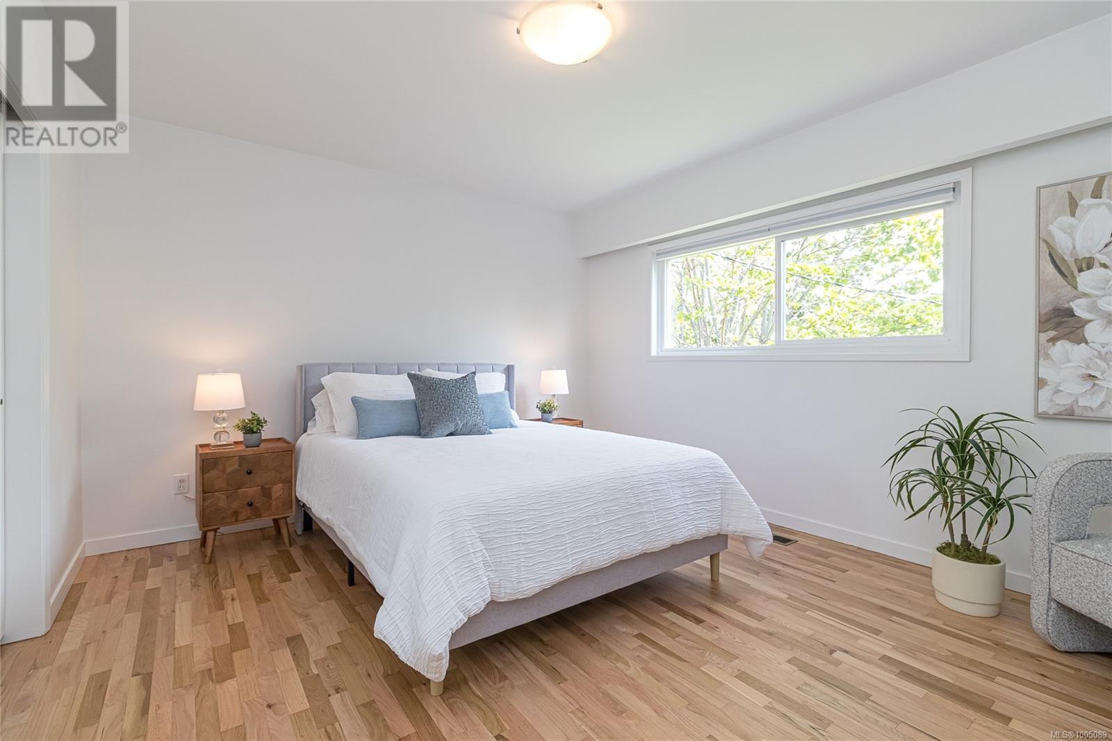 Photo 57 of 3515 Cardiff Pl, Oak Bay BC