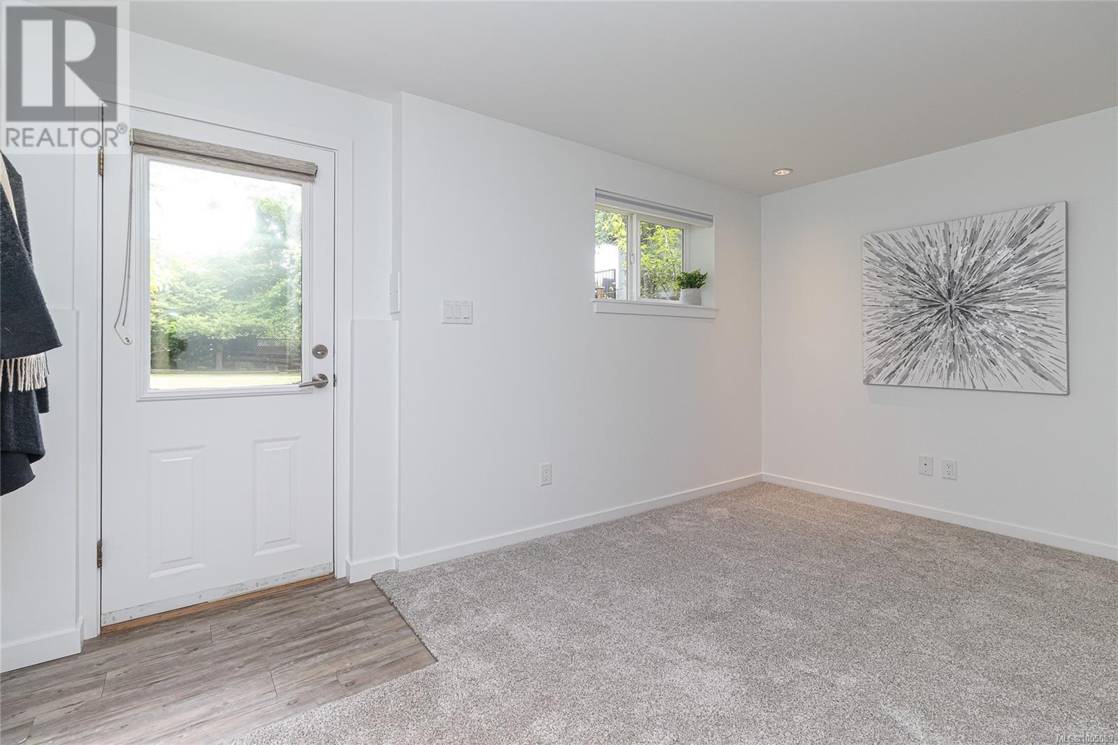 Photo 37 of 3515 Cardiff Pl, Oak Bay BC