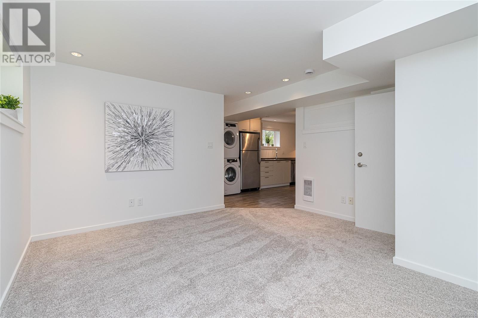 Photo 36 of 3515 Cardiff Pl, Oak Bay BC