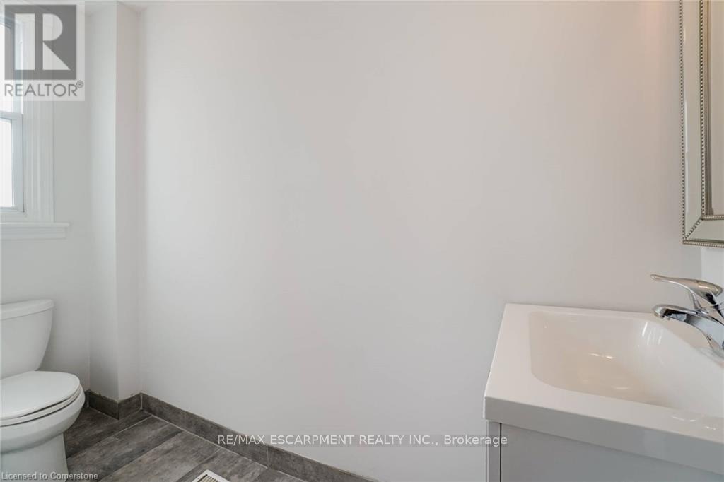 Photo 26 of 1164 Cannon Street E, Hamilton ON