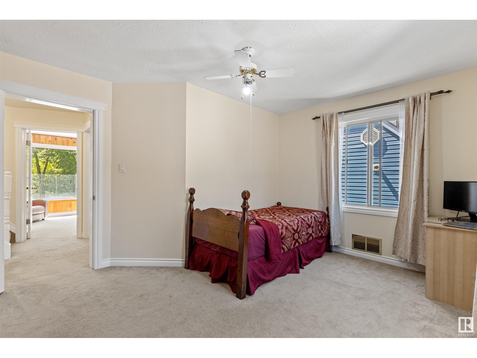 Photo 33 of 11406 73 Av Nw, Edmonton AB