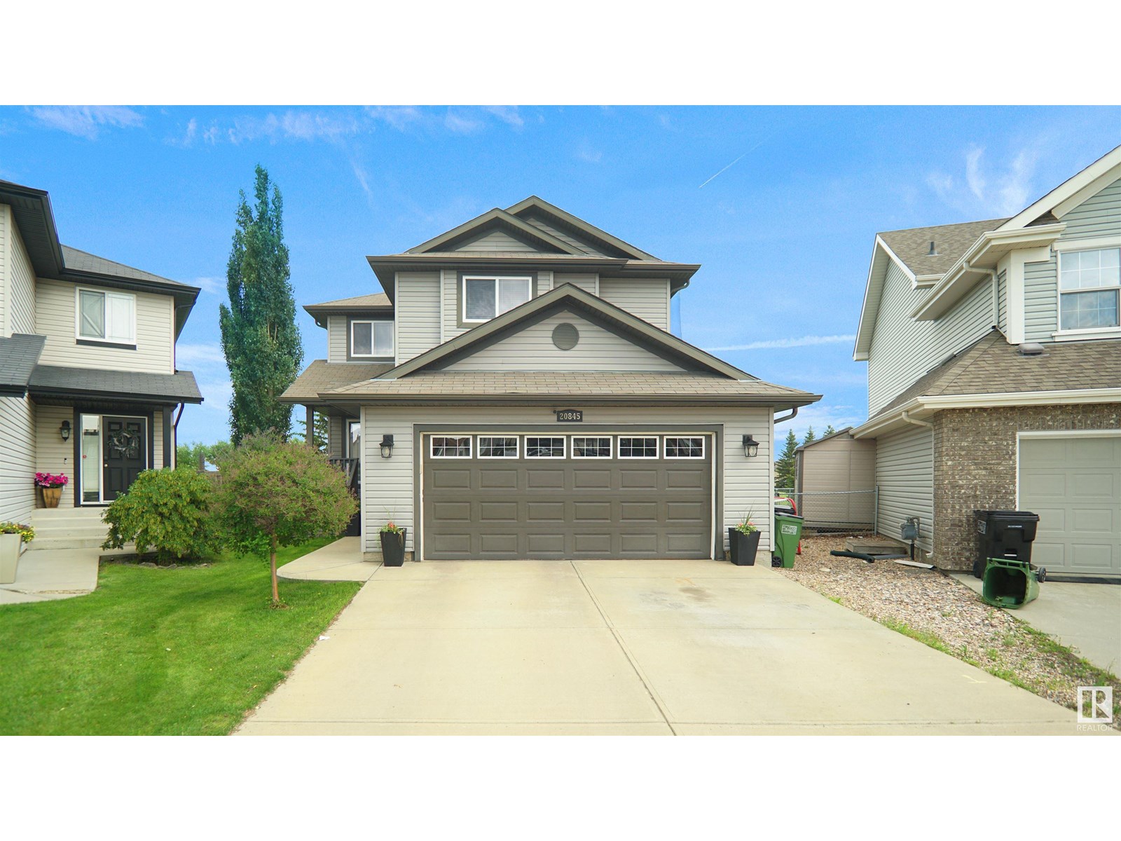 Photo 28 of 20845 92 A Av Nw, Edmonton AB
