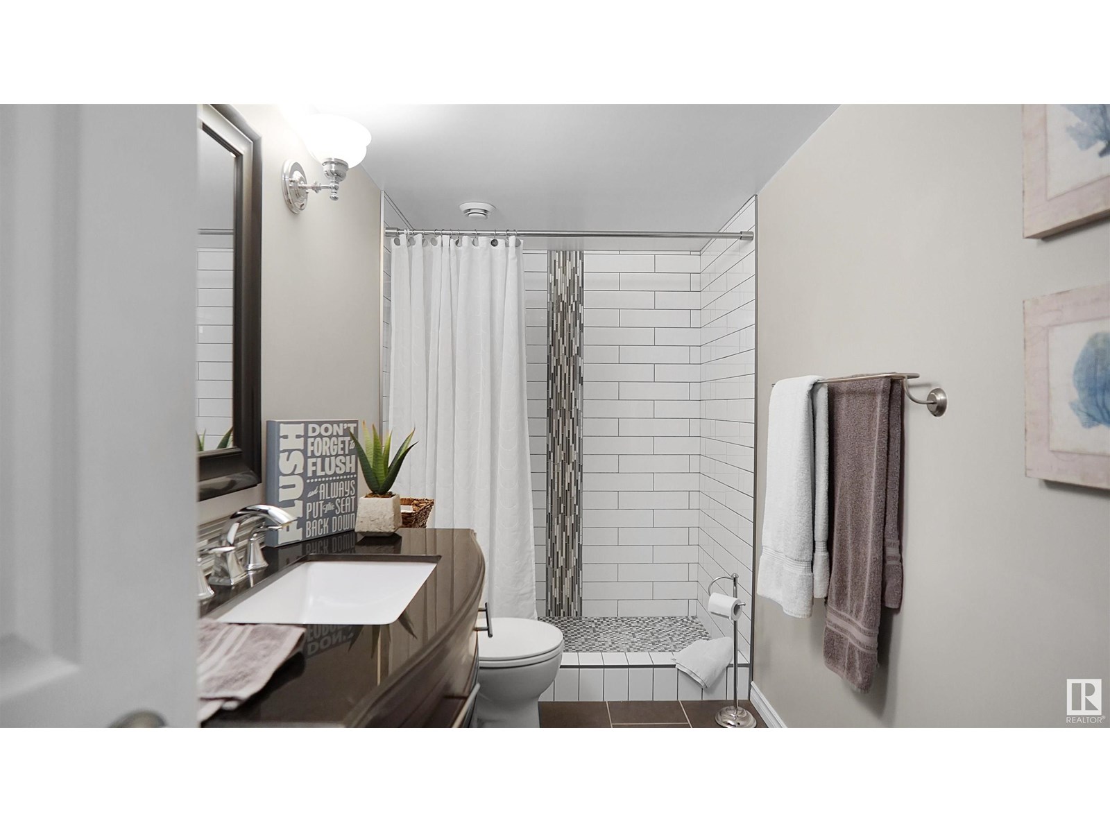 Photo 59 of 20845 92 A Av Nw, Edmonton AB