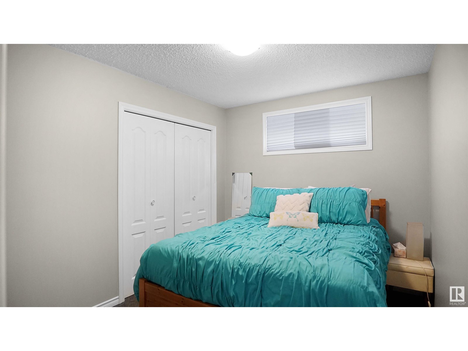 Photo 17 of 20845 92 A Av Nw, Edmonton AB