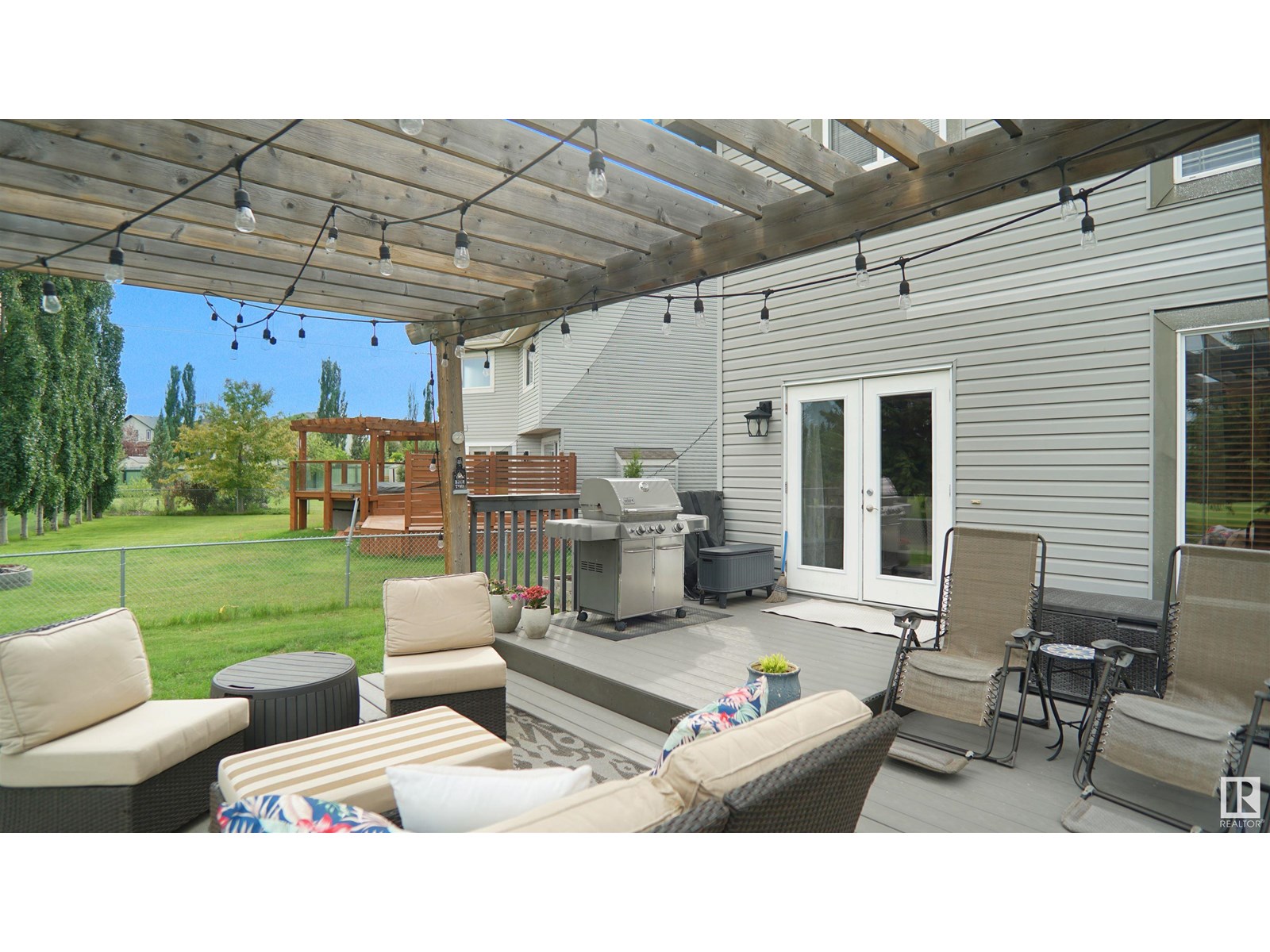 Photo 18 of 20845 92 A Av Nw, Edmonton AB