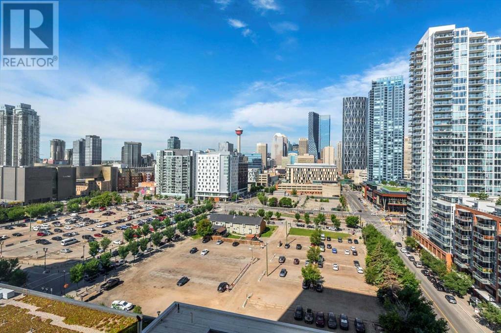 Single Family House for Sale in    Avenue SE Downtown East Village Calgary 