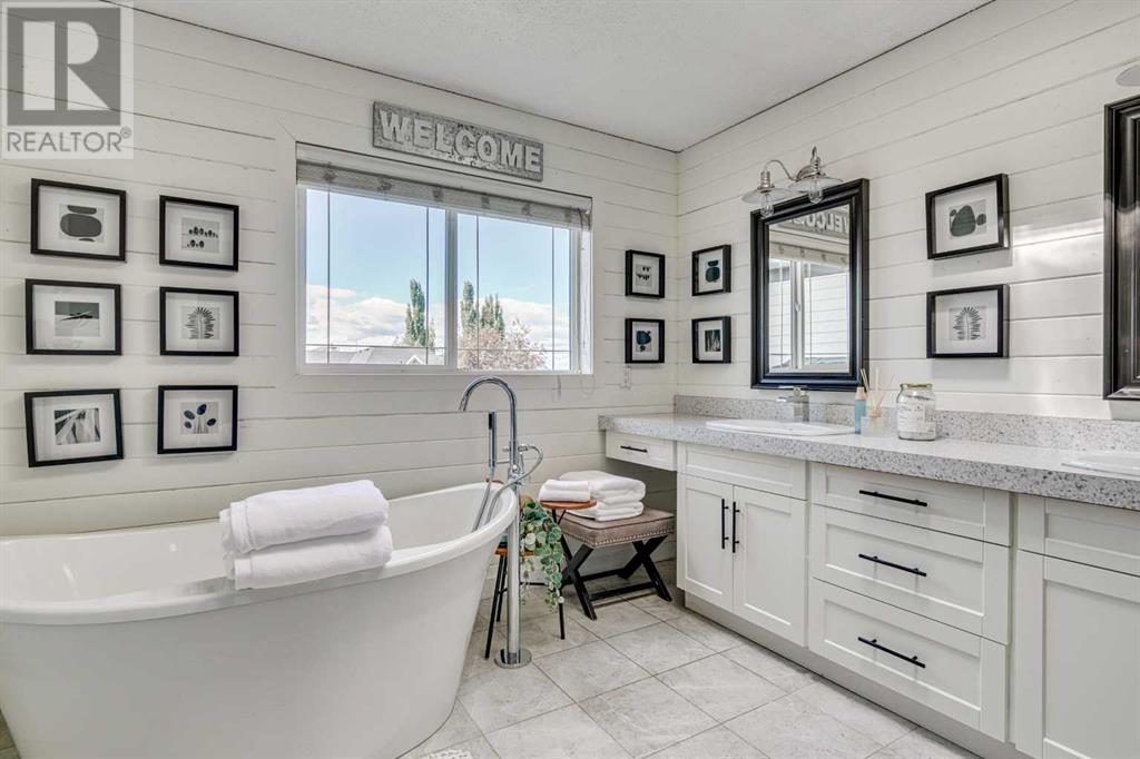 Single Family House for Sale in  Chaparral Court SE Chaparral Calgary 