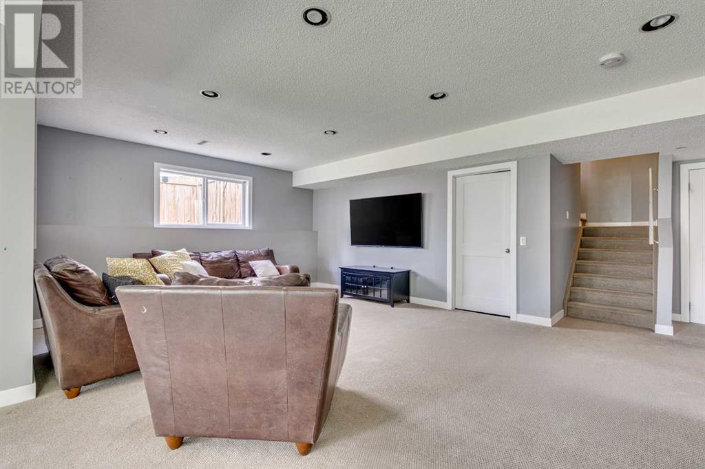 Single Family House for Sale in  Chaparral Court SE Chaparral Calgary 