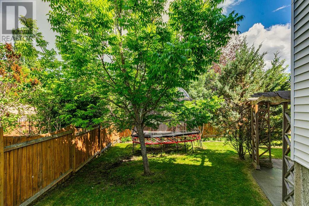Single Family House for Sale in  Chaparral Court SE Chaparral Calgary 