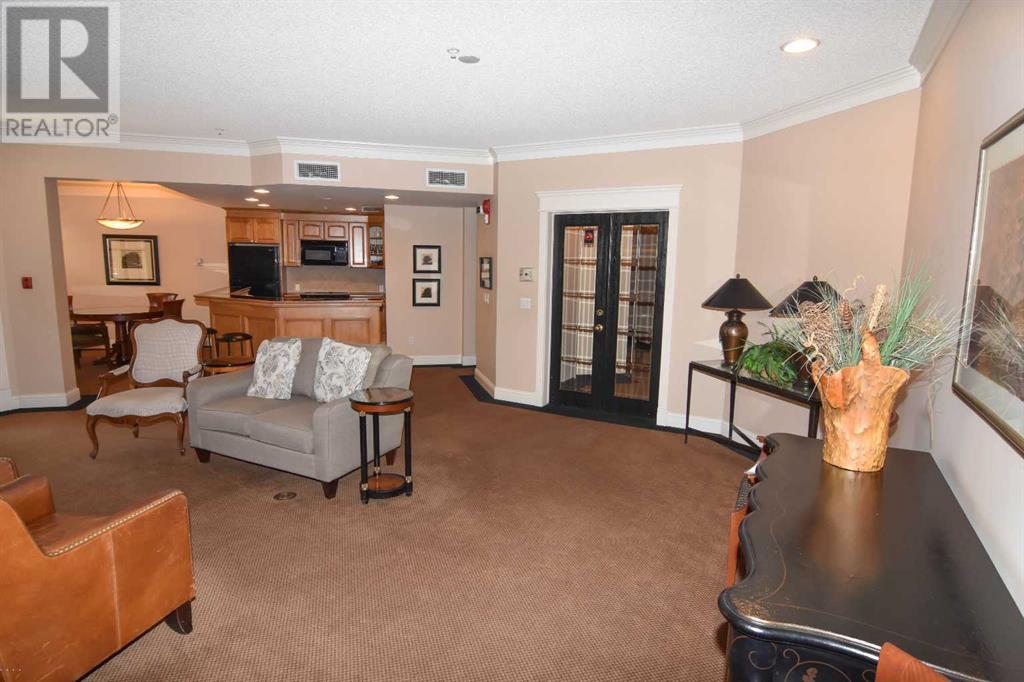 Single Family House for Sale in    Street SW Shawnee Slopes Calgary 