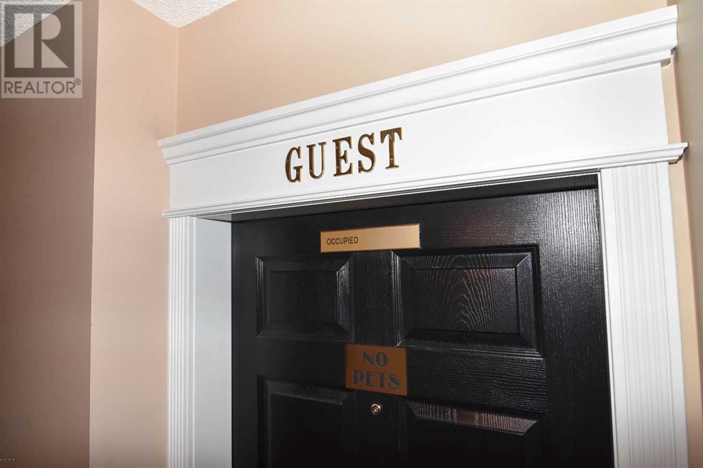 Single Family House for Sale in    Street SW Shawnee Slopes Calgary 