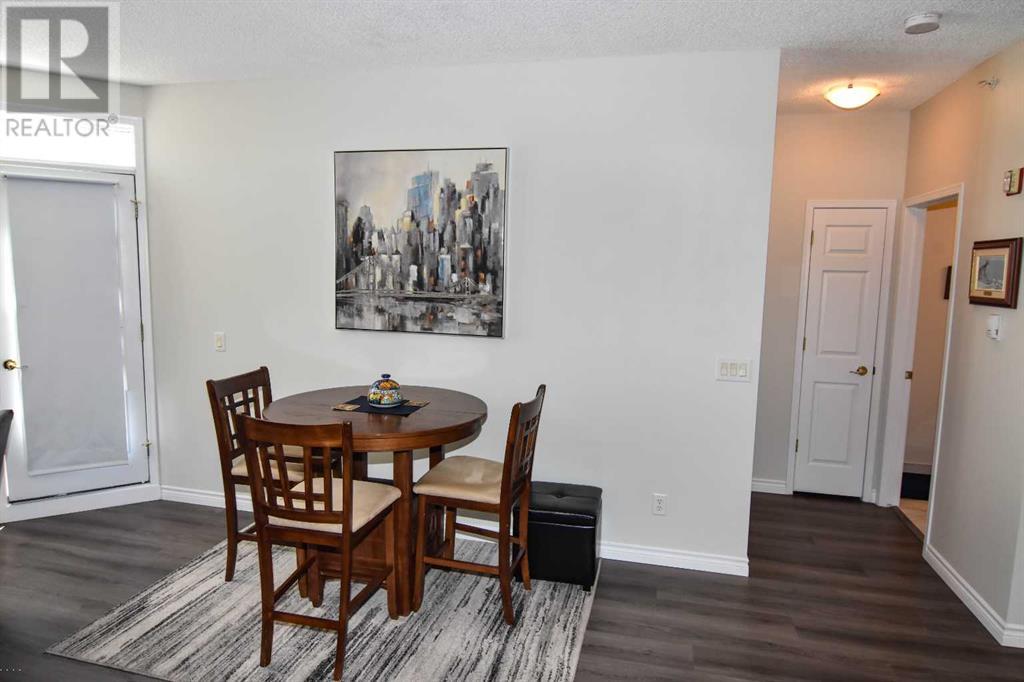 Single Family House for Sale in    Street SW Shawnee Slopes Calgary 
