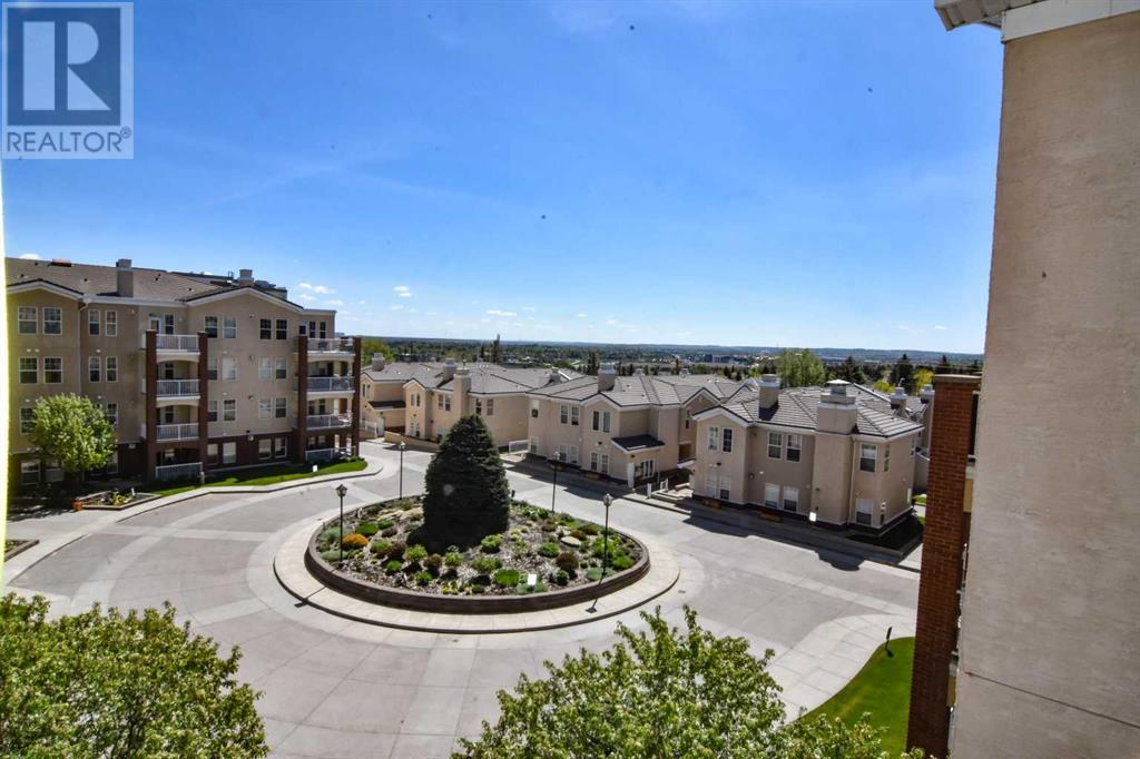 Single Family House for Sale in    Street SW Shawnee Slopes Calgary 