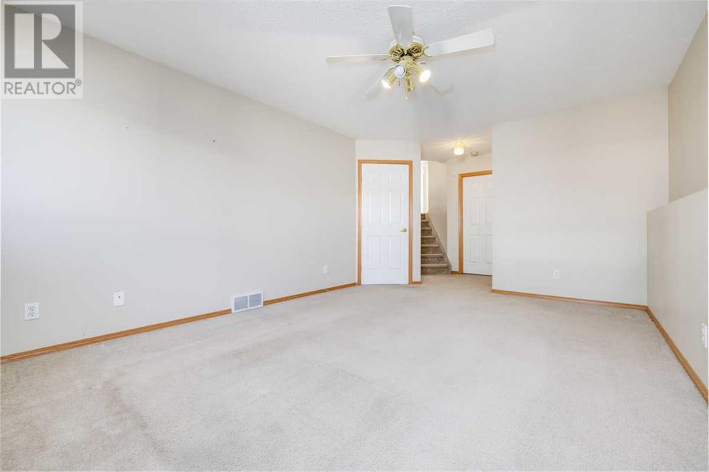 Single Family House 4 Level for Sale in  Erin Grove SE Erin Woods Calgary 