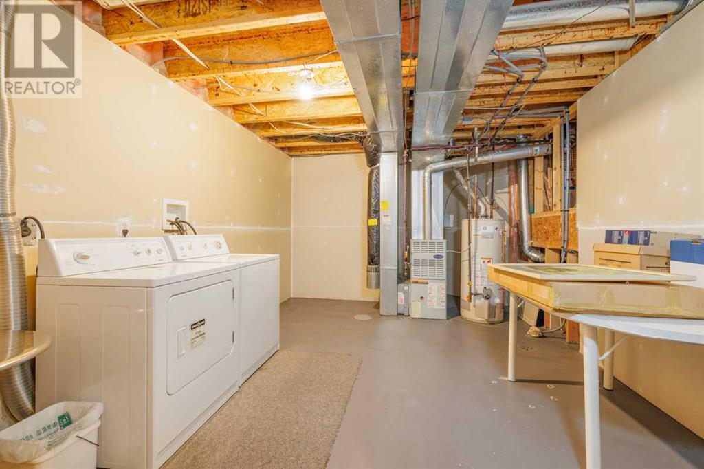Single Family House 4 Level for Sale in  Erin Grove SE Erin Woods Calgary 