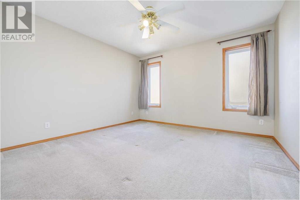 Single Family House 4 Level for Sale in  Erin Grove SE Erin Woods Calgary 
