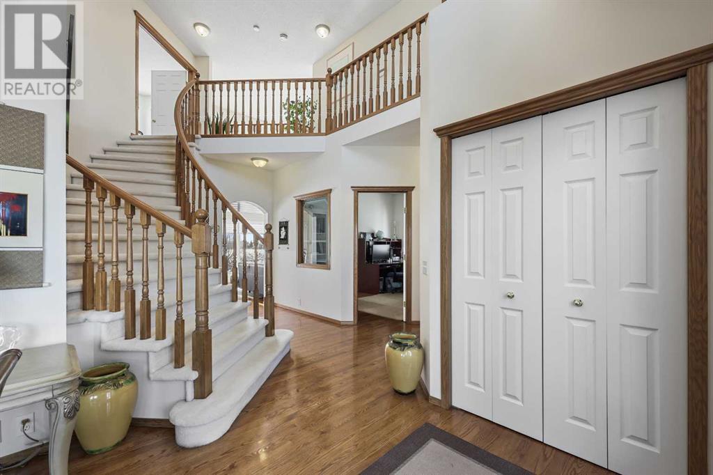 Single Family House for Sale in  Coral Shores Cape NE Coral Springs Calgary 
