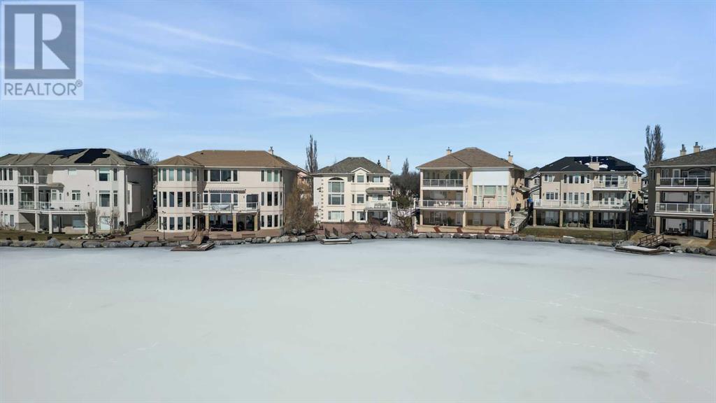 Single Family House for Sale in  Coral Shores Cape NE Coral Springs Calgary 