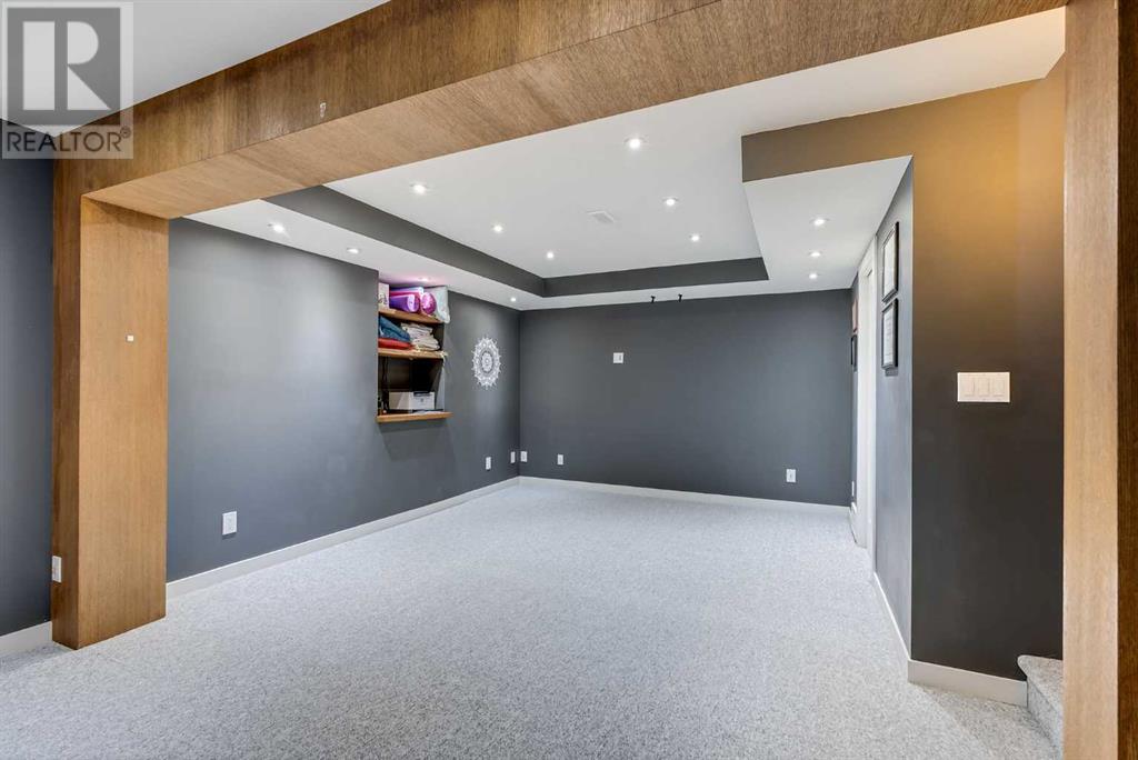 Single Family House for Sale in  Silverado Drive SW Silverado Calgary 