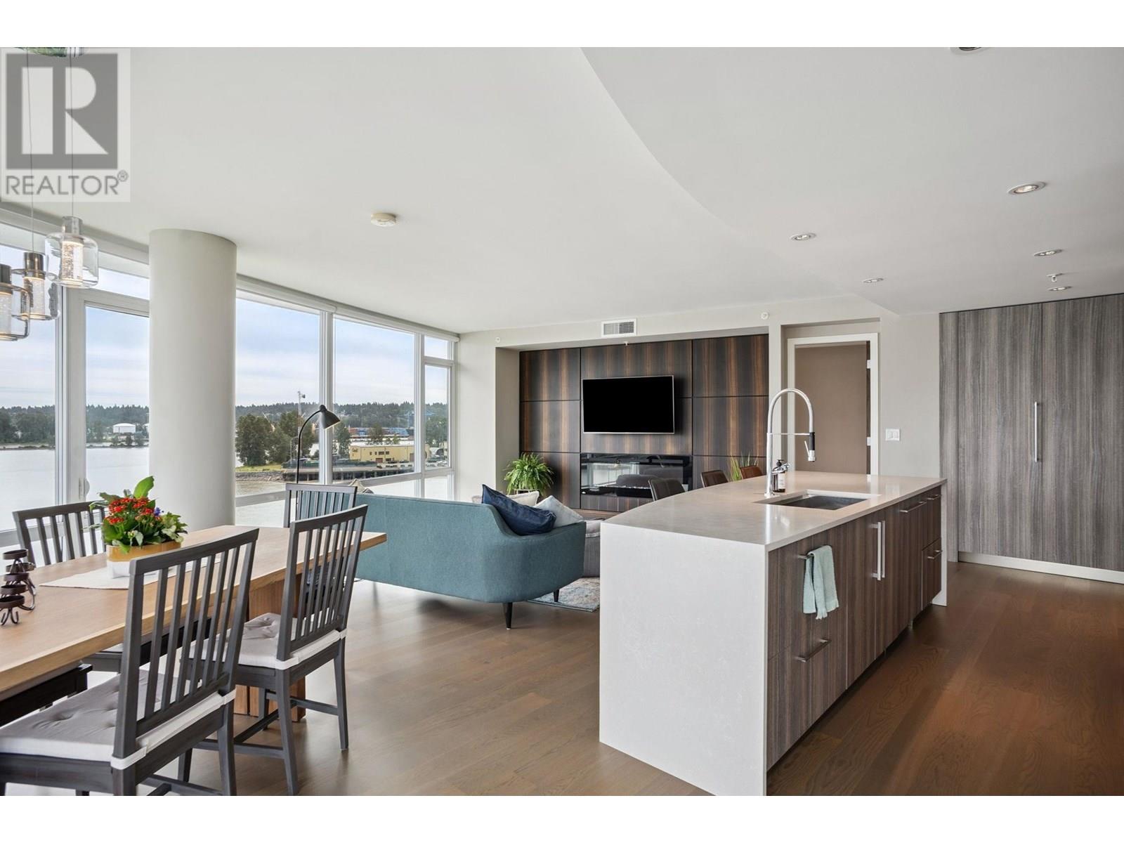 705 210 SALTER STREET, New Westminster