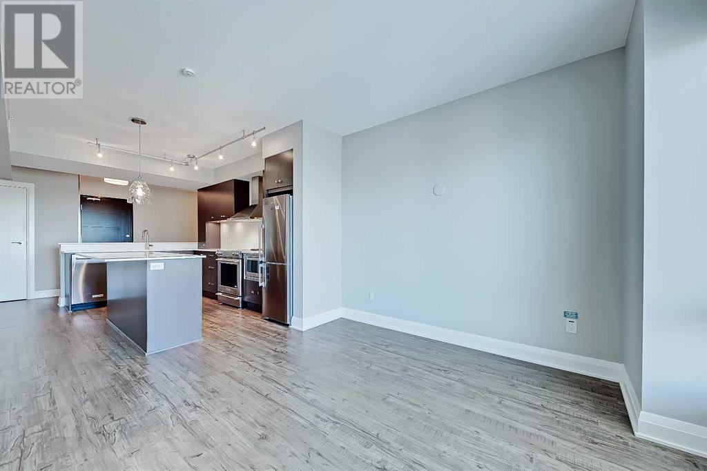 Single Family House for Sale in    Avenue SW Downtown Commercial Core Calgary 