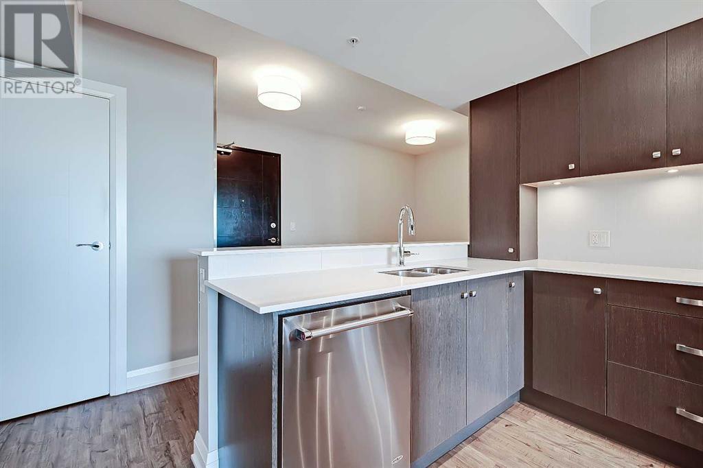 Single Family House for Sale in    Avenue SW Downtown Commercial Core Calgary 