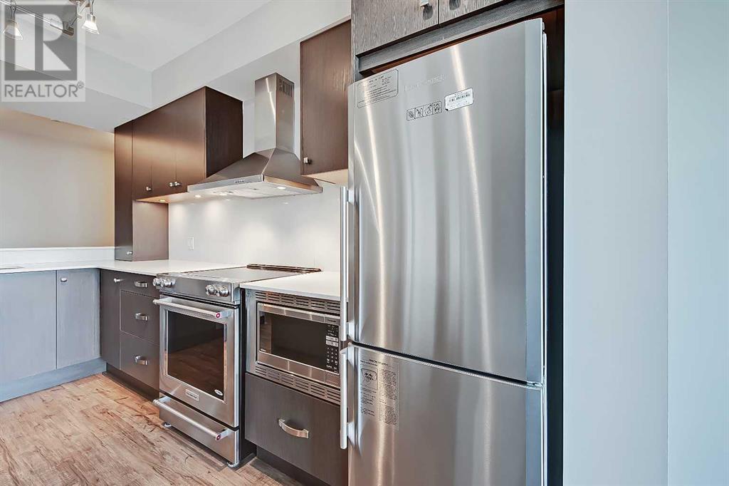 Single Family House for Sale in    Avenue SW Downtown Commercial Core Calgary 