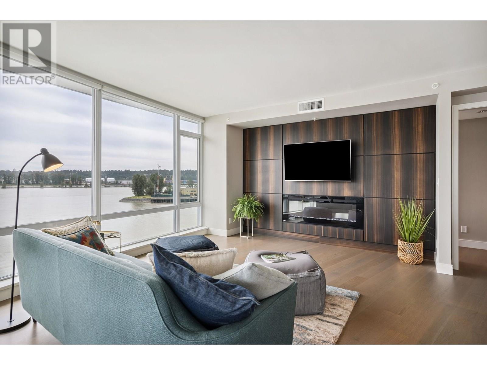 705 210 SALTER STREET, New Westminster