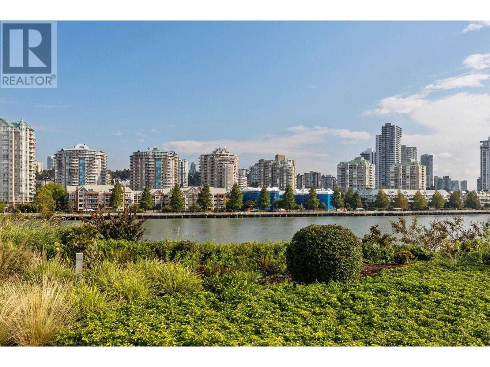 705 210 SALTER STREET, New Westminster